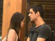 Agatha Moreira passeia com Pedro Lamin, de visual novo, após assumir namoro