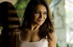 Dira Paes sobre as cenas de sexo com Cauã Reymond: 'A ideia é acender a libido'
