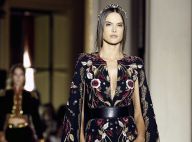 Inspiração russa! Alessandra Ambrosio brilha no desfile de Zuhair Murad em Paris