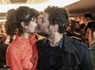 Daniel de Oliveira ganha beijo de Sophie Charlotte ao lançar filme no Rio. Fotos