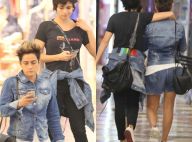 Chunky sneaker e jeans: Nanda Costa e Lan Lanh em passeio no shopping. Fotos!