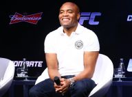 Anderson Silva reclama de falta de força na perna: 'Ainda fico meio inseguro'