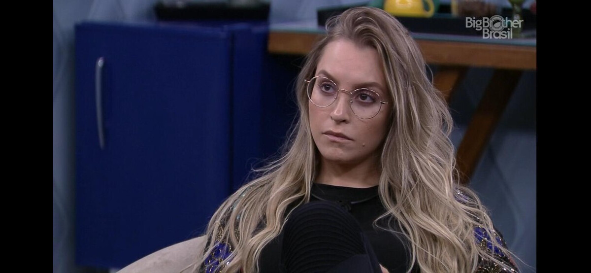 Foto No BBB 21 Carla Diaz Critica Comportamento De Arthur Tudo