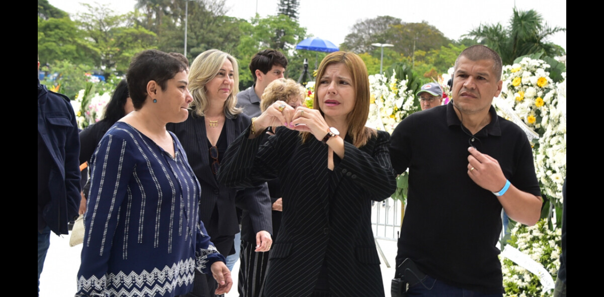 Foto Filhas G Meas De Gugu Liberato Rejeitaram Ainda Que A M E Queira