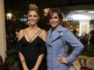 Deborah Secco posa com as mãos na barriga de grávida em evento com Fernanda Lima