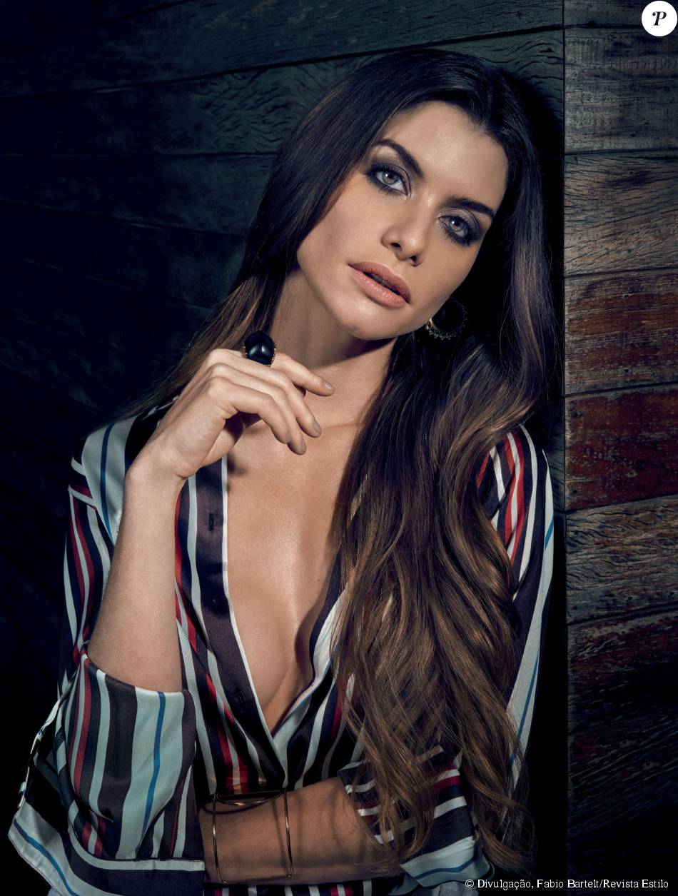 Alinne Moraes Nude Photos 10 Alinne Moraes Nude Photos 52