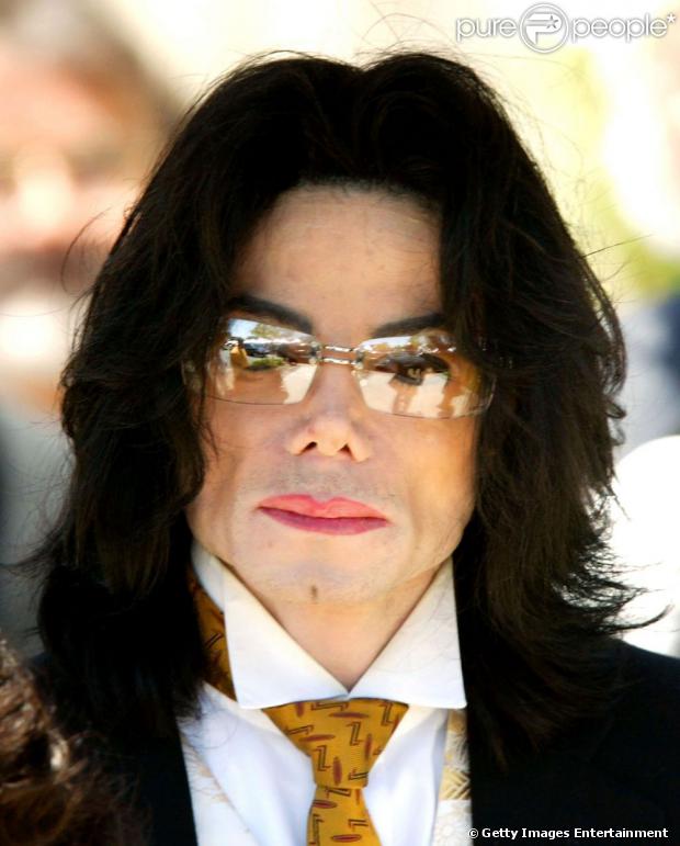 Especialista diz que Michael Jackson adquiriu milhões em dívidas 61968-michael-jackson-620x0-1