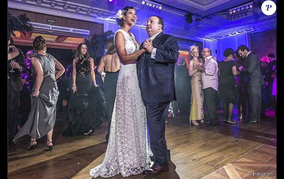 O chef francês e jurado do 'MasterChef Brasil' Erick Jacquin se casou com a brasileira Rosâmgela Menezes no Jockey Club de São Paulo, em 23 outubro de 2015