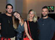 Giovanna Lancellotti e o namorado, Gian Luca Ewbank, vão juntos ao teatro. Fotos