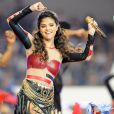 A apresentação começou com 'Like a Champion' e também contou com o hit 'Come &amp; Get It'