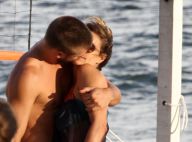 Fernanda Lima e Rodrigo Hilbert trocam beijos e jogam vôlei em praia do Rio