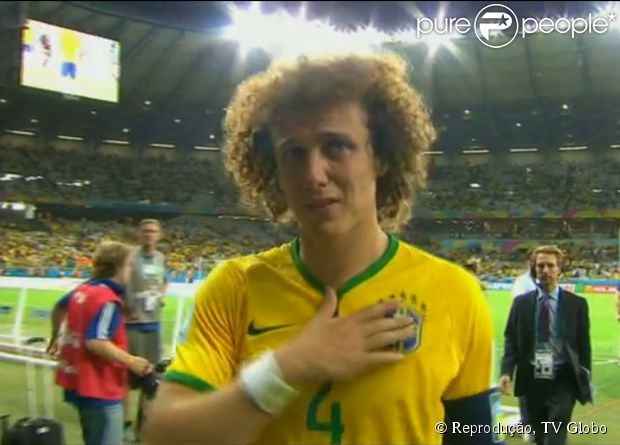 David Luiz recebeu palavras de apoio nas redes sociais após o jogo de Brasil e Alemanha: 'Tu é o cara', escreveu Juliana Paes