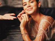 Marquezine faz fotos em piscina e ganha elogio de Sasha e 'like' de Shawn Mendes