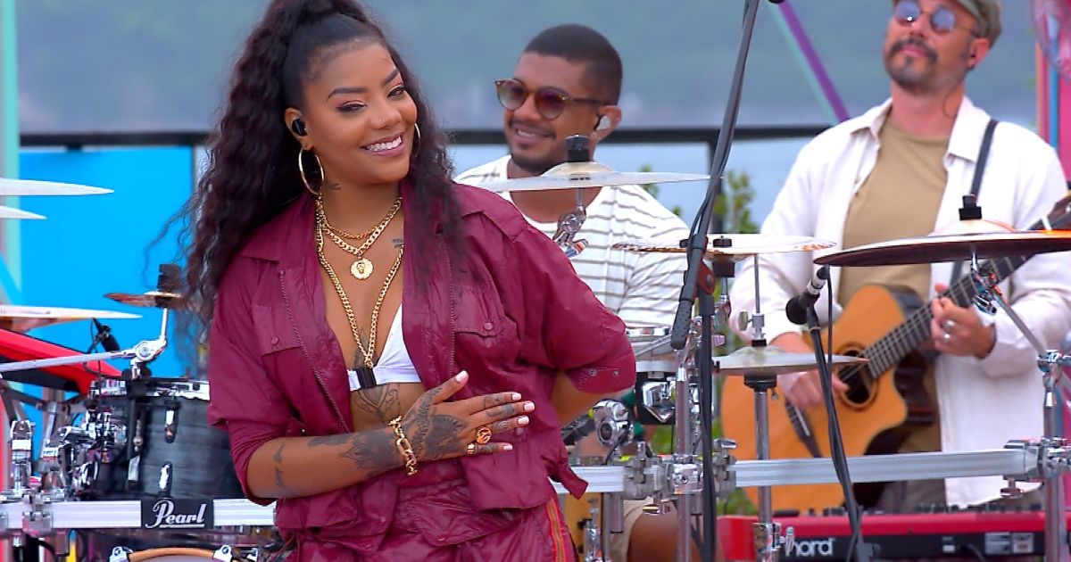 ‘The Voice Brasil’: Ludmilla faz parte do time de tcnicos da verso snior. Detalhes!