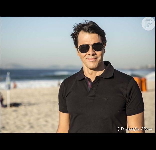 Claudio Lins Grava Primeiras Cenas De Babil Nia Na Praia Como Personagem Gay Purepeople