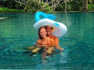Marina Ruy Barbosa curte piscina abraçada com o namorado, Xandinho Negrão