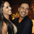 Zezé Di Camargo não pensa, por enquanto, em se casar com Graciele Lacerda: 'Estragaria o relacionamento'