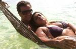 Preta Gil posa de biquíni com o marido em praia de Jericoacoara, no Ceará