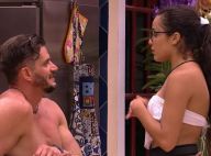 'BBB17': Marcos tenta beijar Emilly em festa, mas gêmea dispensa médico. 'Amigo'