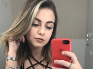 Klara Castanho está de novo visual! Atriz adota fios loiros após rodar filme