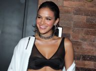 Bruna Marquezine posta foto sexy e mostra casa cheia de flores após aniversário