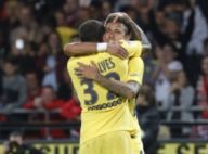Neymar marca gol em jogo de estreia pelo PSG no Campeonato Francês