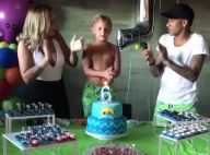 Neymar combina bermuda de R$ 370 com Davi Lucca em festa de aniversário do filho