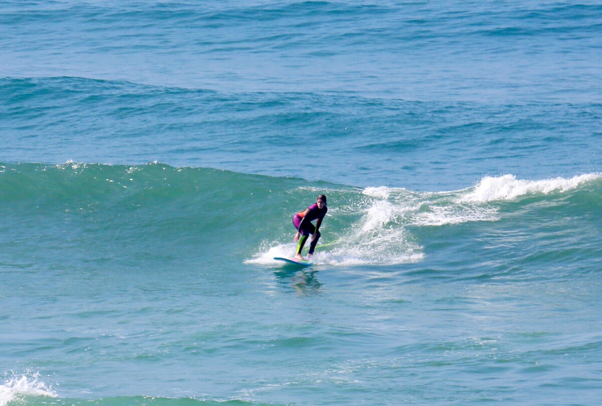 Foto Isabella Santoni Mostrou Habilidade No Surfe Em Praia Do Rio De