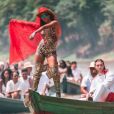 Anitta usou roupas em animal print para gravar na floresta Amazônica o clipe da música ' Is That For Me ' em parceria com o DJ sueco Alesso