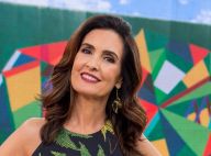 Fátima Bernardes surge escondida dentro de boneco de Olinda em foto do namorado