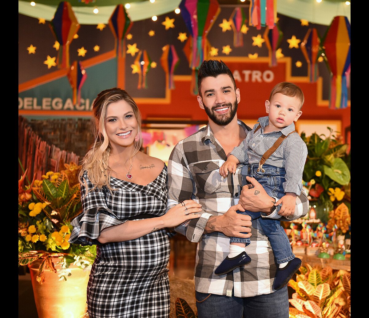 Foto Filho De Andressa Suita E Gusttavo Lima Completou Ano De Idade