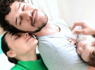 Débora Nascimento mostra foto em família com José Loreto e Bella: 'Plenitude'