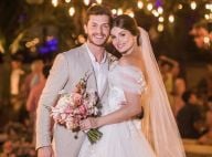 Camila Queiroz mostra fotos de casamento com Klebber Toledo e comemora: '1 mês'