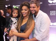 Filha de Juliana Alves, Yolanda dá show de fofura em pré-estreia no Rio. Fotos!