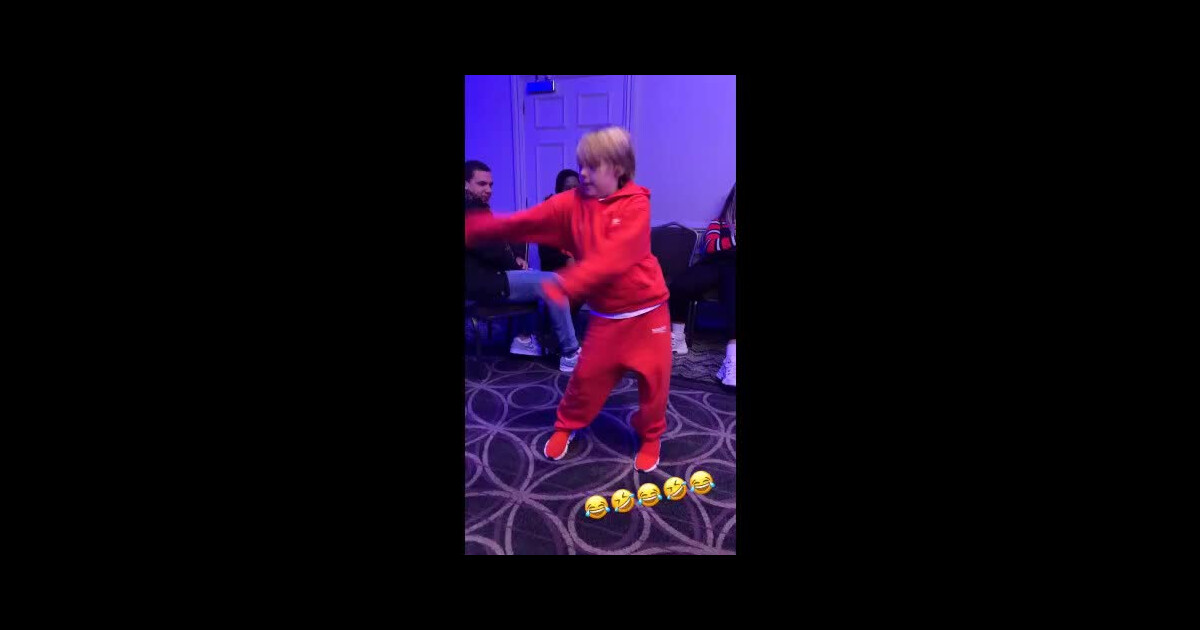 Filho De Neymar Davi Lucca Diverte O Pai Dancinha Em Look