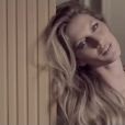 Gisele B Ndchen Posa Sensual Para Promover Sua Grife De Lingerie