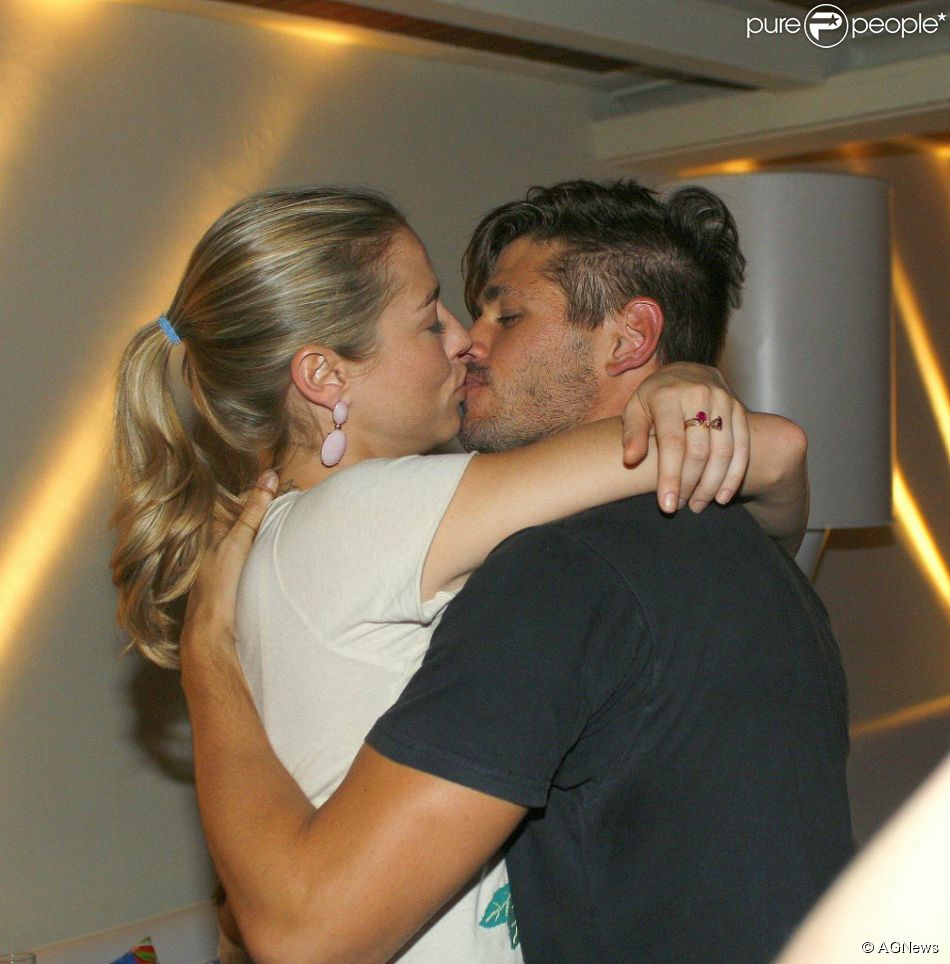 Dado Dolabella e Luana Piovani viveram uma história de amor com direito a planos de filhos e casamento. Mas a história chegou ao fim após Luana acusar o seu então noivo de agressão, em 2008
