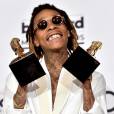 o rapper Wiz Khalifa recebeu o prêmio de 'Melhor Música Hot 100' com 'See You Again'