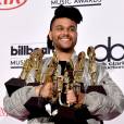 O cantor de R&amp;B The Weeknd levou sete estatuetas para casa, entre elas 'Melhor Artista da Hot 100' e o 'Melhor Artista de R&amp;B' no Billboard Music Awards 2016, neste domingo, 22 de maio de 2016