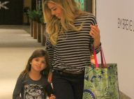 Grazi Massafera corta as pontas do cabelo da filha: 'Sou a única com permissão'
