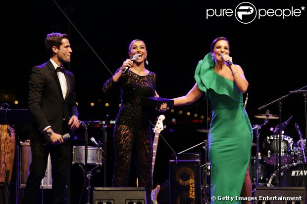 Ivete Sangalo foi homenageada pelo Brazil Foundation em um baile de gala em Miami, em 15 de março de 2013