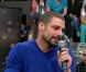 Cauã Reymond se diverte no programa 'Altas Horas'