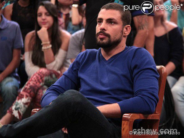Cauã Reymond ensinas dicas de sexo no programa 'Altas Horas' (19 de abril de 2014)