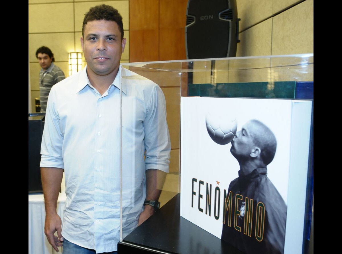 Foto Ronaldo Fenômeno e Bia Antony terminaram o casamento de cinco