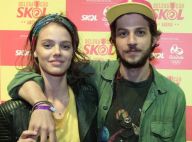 Chay Suede e Laura Neiva surgem de alianças após casamento remarcado. Veja!