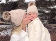 Eliana e a filha, Manuela, combinam look de frio em passeio nos EUA. Foto!