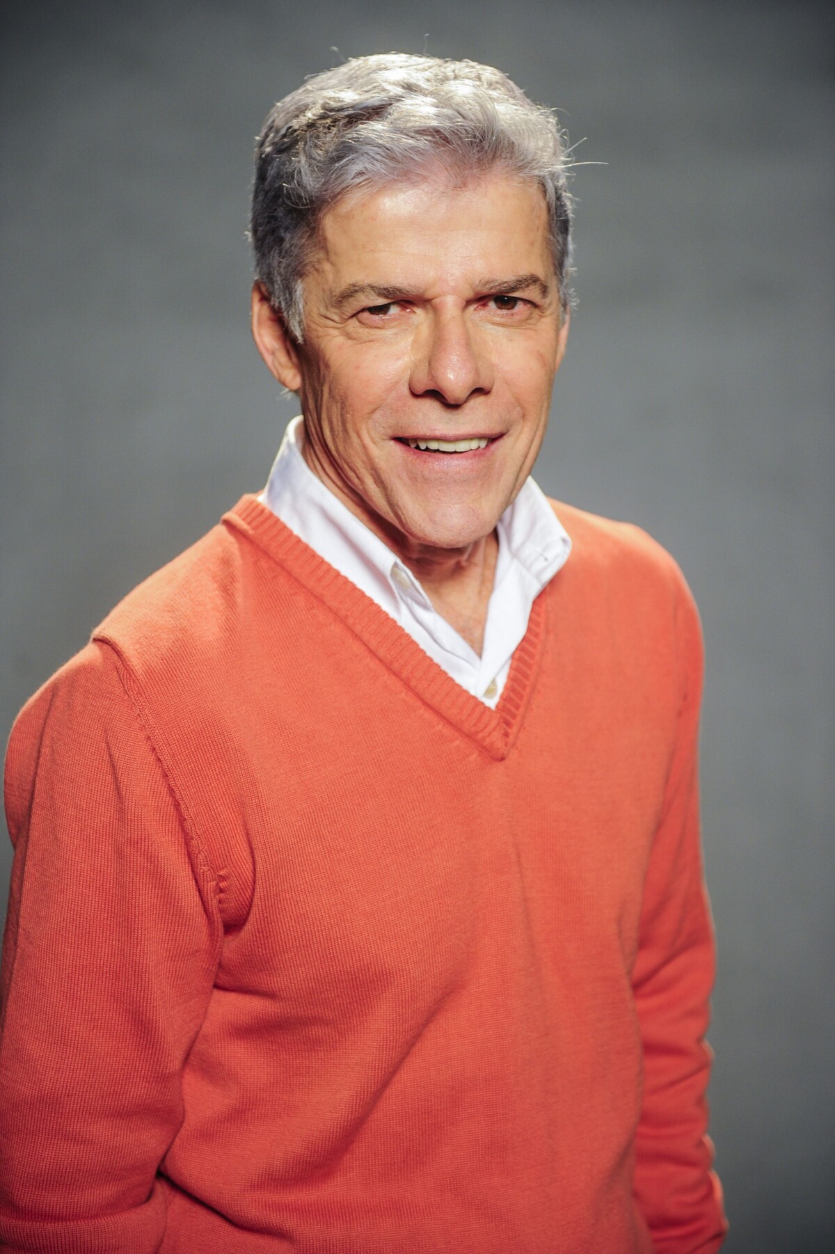 Foto José Mayer ressalta sobre o beijo gay na novela Essa festa que se arma em torno de