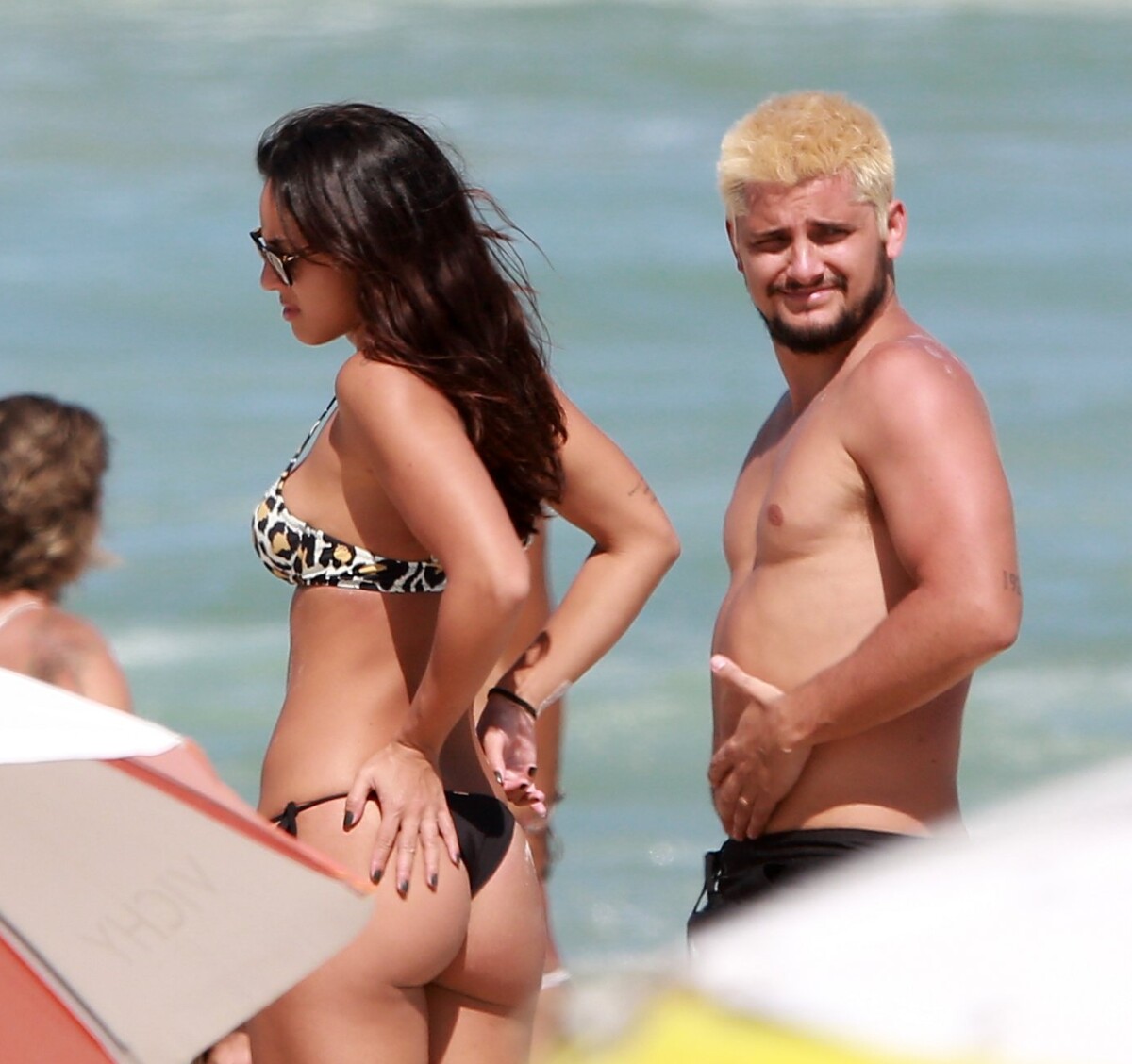 Foto Bruno Gissoni E Yanna Lavigne Curtem Domingo De Sol Na Praia