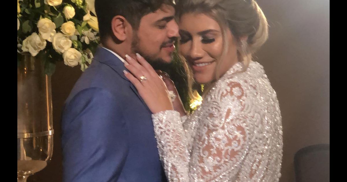 Cristiano Da Dupla Ze Neto Casado A Influencer Paula