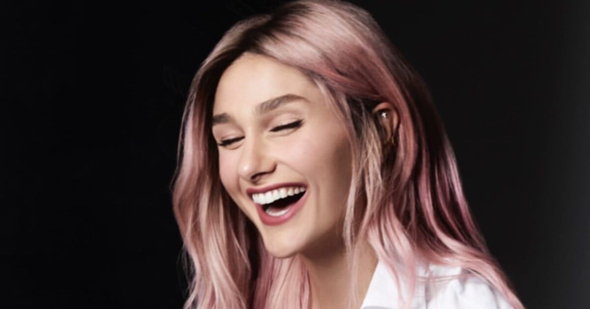 Sasha Meneghel Renova Visual E Aparece Cabelo Rosa Em Foto